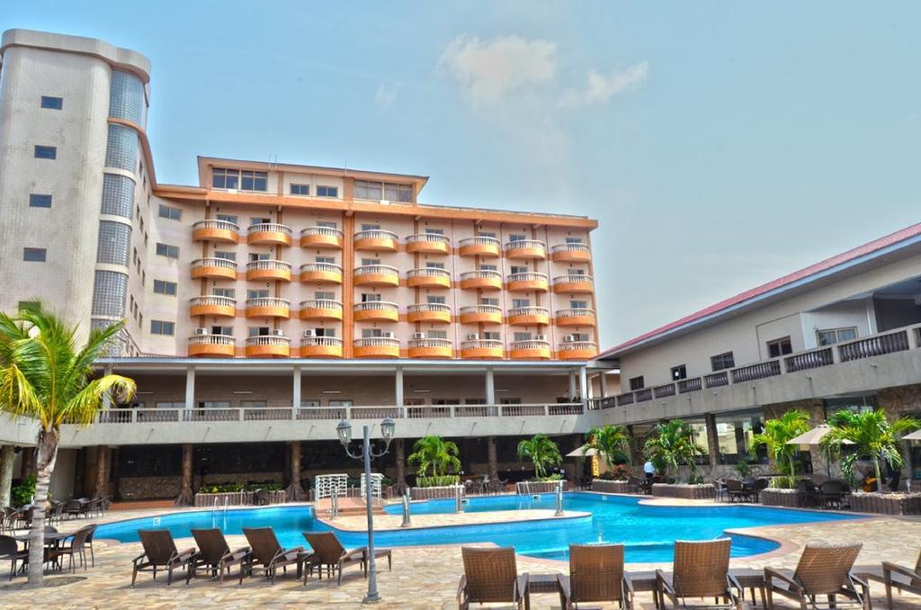 Mensvic Grand Hotel Accra Exterior photo